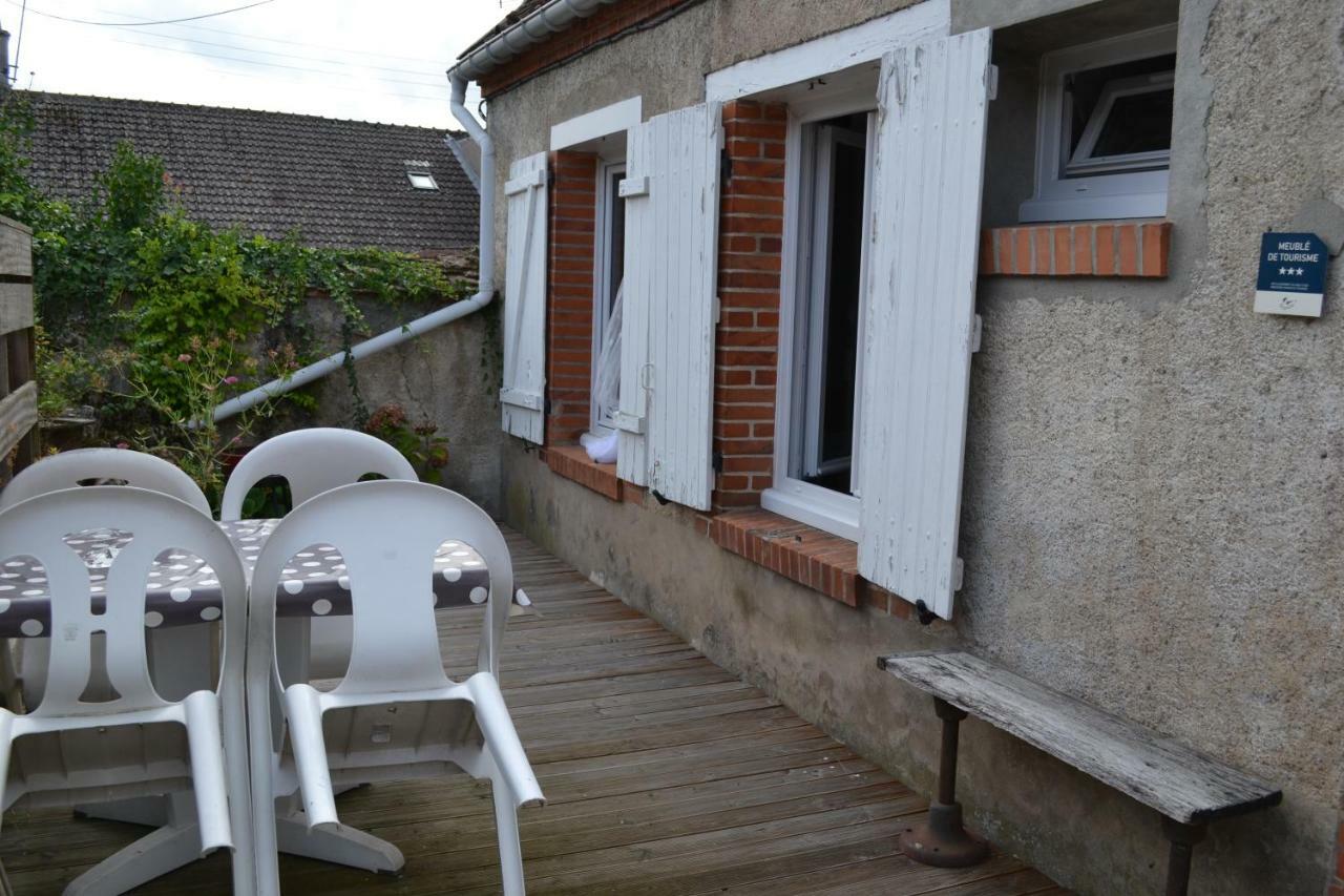 Gite Du Port Châteauneuf-sur-Loire Exterior photo